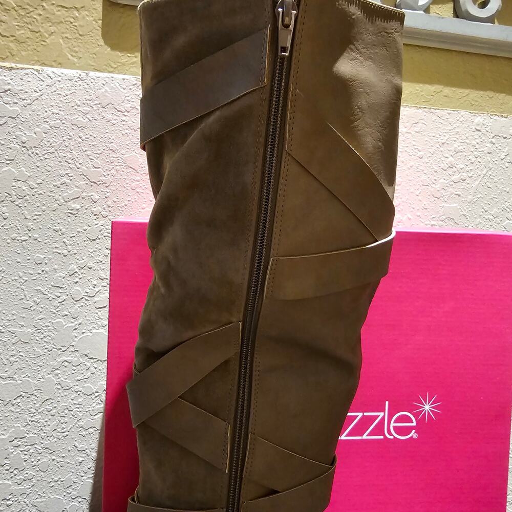 Moto Cecily Boots Women’s 8 Taupe Knee High Buckle Zip Faux Suede New Y2K Winter - Picture 10 of 13